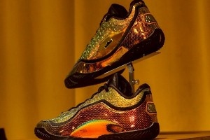 House Of King James！看看上海展馆里面都有什么特殊的老詹装备