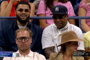 当当观众！范弗里特现场观战美国网球公开赛