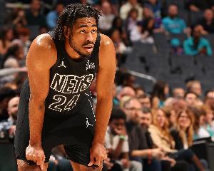 网媒：托马斯认为自己不比杰伦-格林差 想要接近4000万的年薪