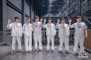 首胜‼️BLG本赛段首次大场胜iG，此前常规赛两场均负