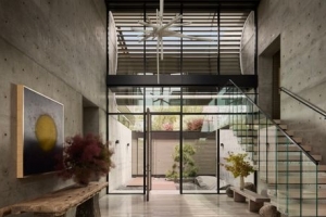 东契奇斥资2500万在LA购入莎拉波娃豪宅 创曼哈顿海滩纪录！