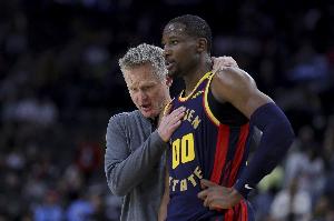 队记：勇士老将们在担忧库明加回归后的投入程度