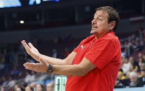 土耳其主帅：估计很多NBA球队想给奥斯马尼合同 他防字母哥防很好