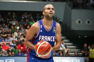 大加：帕克曾说愿用NBA冠军换国家队夺牌 那对国际球员很重要