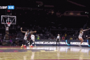 一剑封喉！亚历克斯-博尔赫斯直杀禁区 迎着麦基高打板完成绝杀