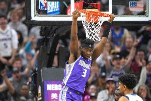 美记：国王与特伦斯-戴维斯签下无保障合同 后者很可能打发展联盟