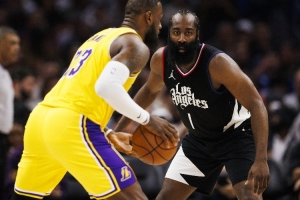 王猛&吴悠谈造犯规：篮球就是欺骗游戏 SGA场均7罚就有人受不了