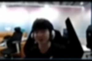 Elk：我、彬和K皇三个人吃饭，第二天他们俩急性肠胃炎了