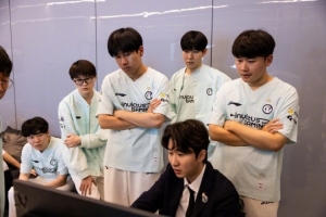 不敌TES后IG发布赛后返图：石以砥焉 化钝为利；行到水穷坐看云起