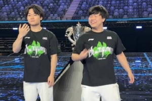 BLG工作人员分享北川shad0w奖杯前跳舞花絮：似乎有人意犹未尽啊