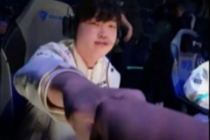 LPL动容时刻：热爱英雄联盟和LPL的Bin