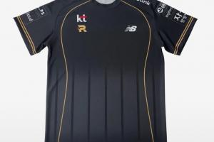 KT公布S15世界赛队服：售价109000韩元，依旧采用黑色配色