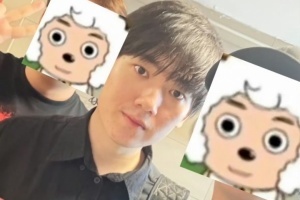 网友武汉偶遇JackeyLove：线下真的很帅 TES世界赛加油！