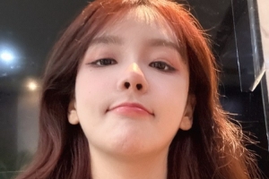 太美啦！解说Rita晒自拍照：嗷呜呜呜呜