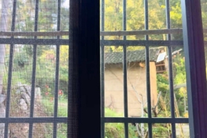 鼓鼓分享一大早被打扰：电钻圣体 平时在家被钻 国庆在山里也被钻