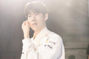 Shy哥在干嘛？iG其余四人包括教练均进行了排位训练 而TheShy则休战2天