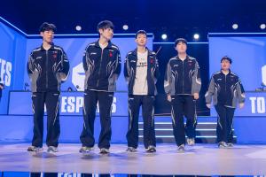 TES主教练Homme：选手们充满自信，对阵100T赛前做了战术BP！