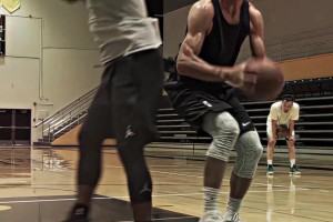 还记得巅峰时期的易建联有多强么？