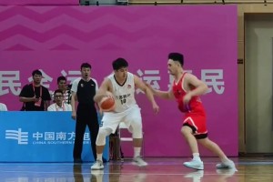 厉害，见过防守撤凳子的，没见过进攻撤凳子