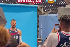 爱拍队友的小琼斯！祖巴茨拍摄定妆照，小琼斯：笑一笑，阿祖！