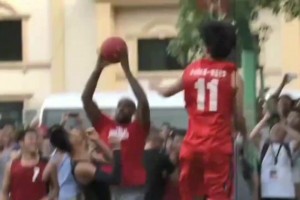 国产1米78扣将的史诗级天赋！有一种威少的残暴力量感！