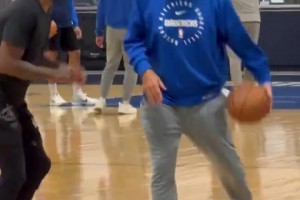 从被低估到追逐伟大！库里每一年定妆照合集！珍惜每一场比赛吧~