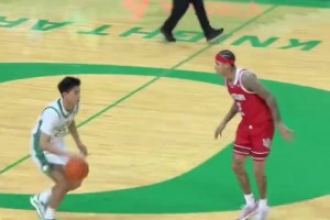 很默契！林葳和白人大个队友打出配合，助攻后者轻松吃饼2+1！